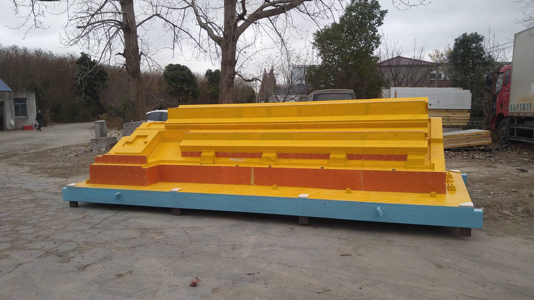 Large Cast Components